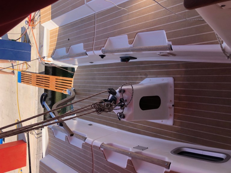 Boat rental Jeanneau Sun Fast 26 - 1 cab.  in Biograd na Moru on Samboat