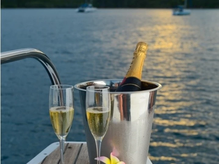 Rent a Ferretti Craft Open 42 Palermo