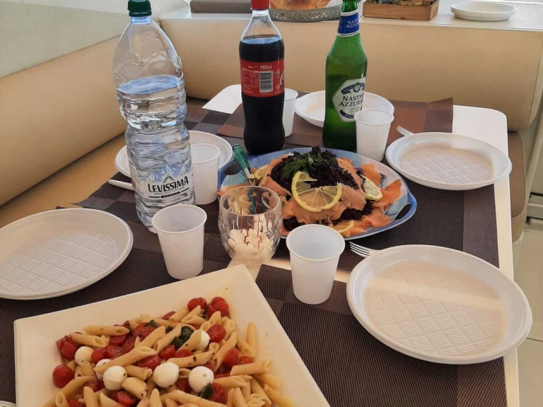 Boat rental Ferretti Craft Open 42 in Palermo on Samboat