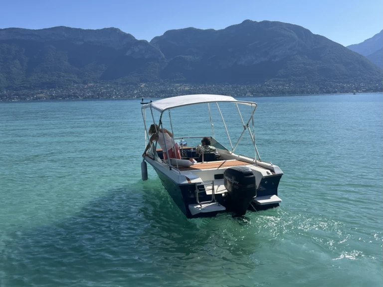 Savoie Marine Etoile Filante charter bareboat or captained in  Annecy