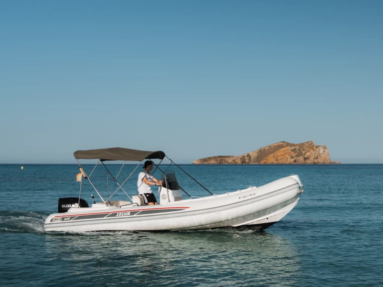 Motorboat for rent Sant Antoni de Portmany at the best price
