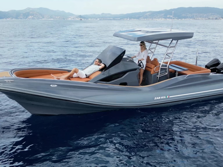 Zar Zar 65 in Port Grimaud on SamBoat