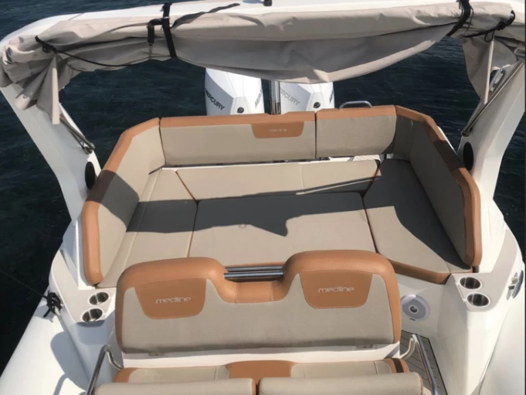 RIB rental in Port Grimaud - Zodiac Medline 9