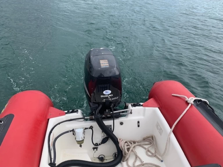 Yacht charter Bénodet cheap Pro 12 Man