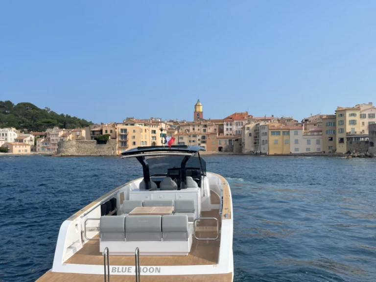 Pardo Yachts Pardo 38 charter bareboat or captained in  Port Grimaud