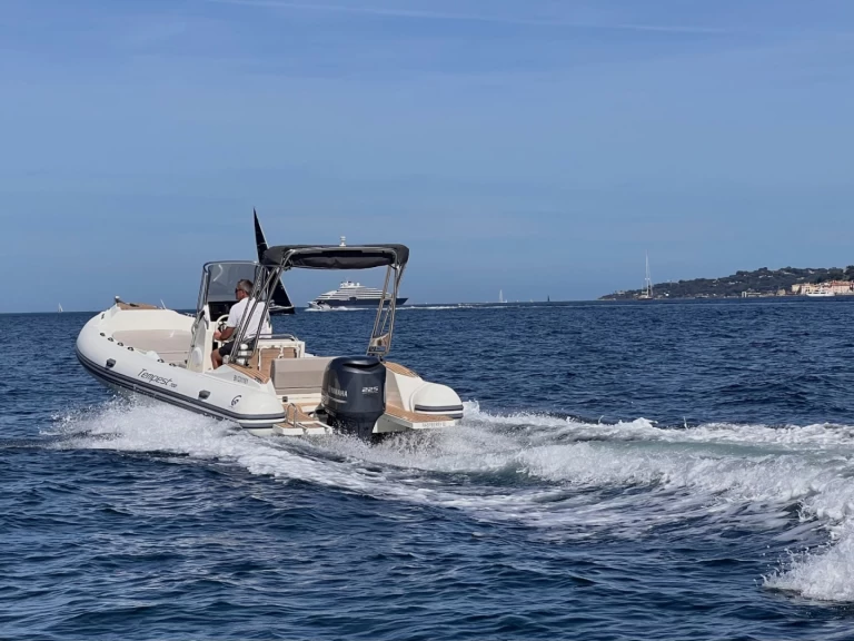 RIB rental in Port Grimaud - Capelli CAPELLI 700 TEMPEST OPEN