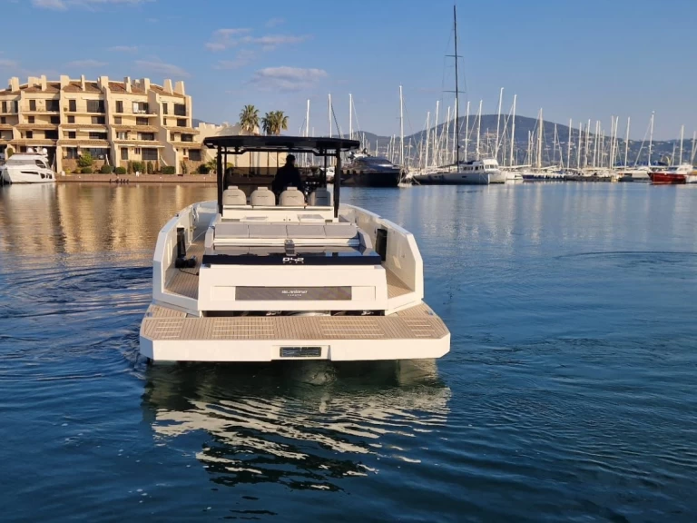 Luxury Yacht rental with or without captain DE ANTONIO Yachts Port Grimaud