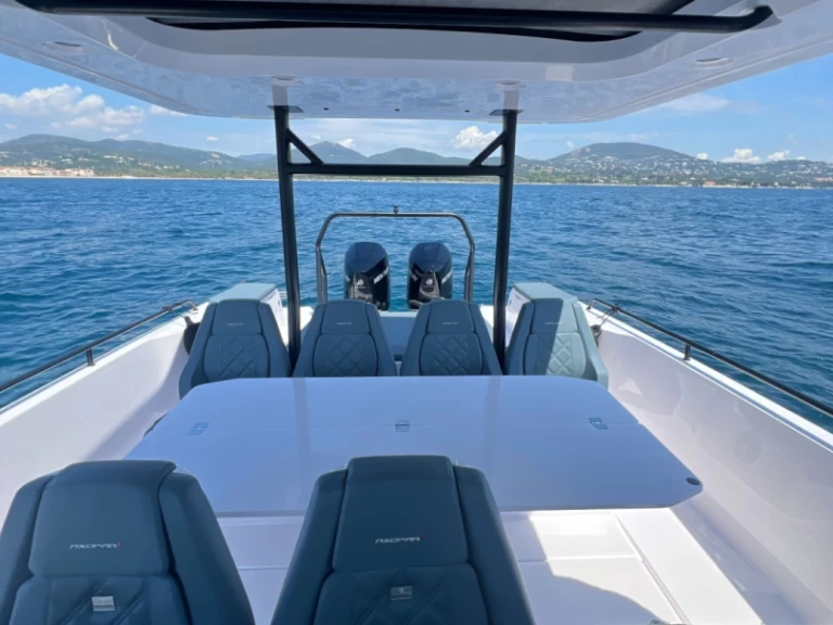 Luxury Yacht rental with or without captain Axopar Port Grimaud