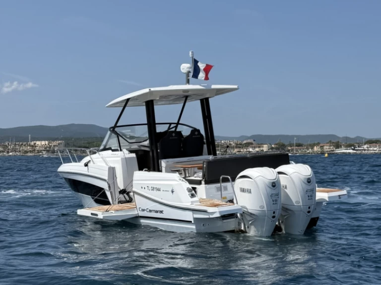Motorboat rental in Port Grimaud - Jeanneau Cap Camarat 9.0 WA