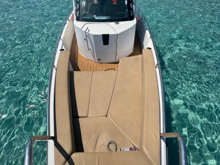 Motorboat rental with or without captain Axopar 28 T-TOP Can Picafort