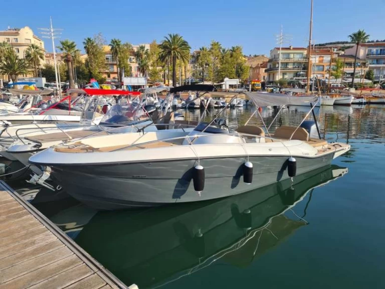 Motorboat rental in Saint-Raphaël - Clear Libra open 7.5