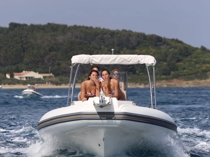RIB for rent Saint-Raphaël at the best price