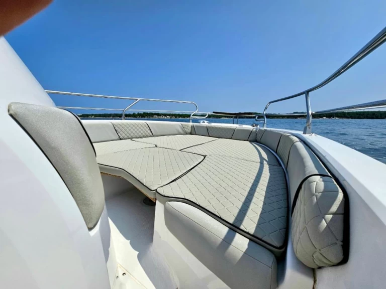 Yacht charter Funtana-Fontane cheap 23S