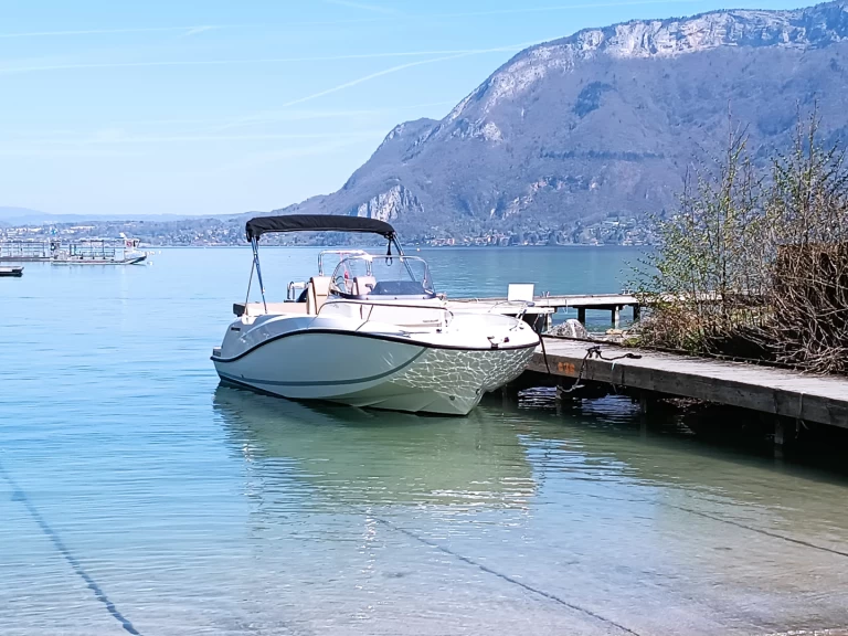 Yacht charter Aix-les-Bains cheap Activ 605 Open