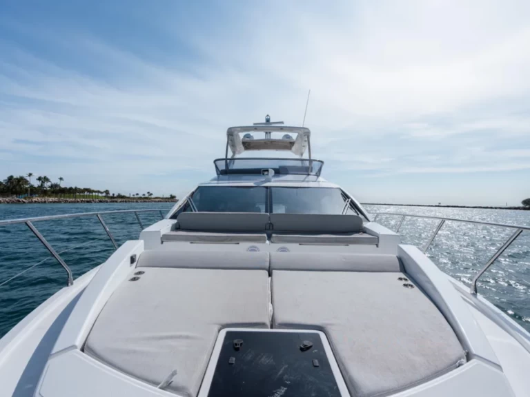 Luxury Yacht rental in Miami - Azimut Azimut 50 Fly