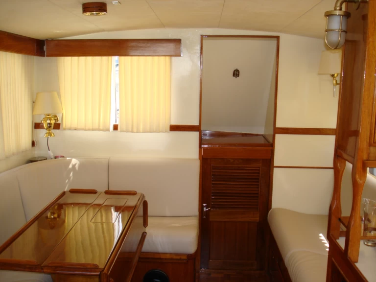 Yacht charter Palma de Mallorca cheap Grand Banks 36 Classic