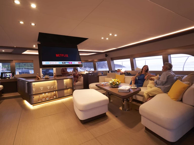 Luxury Yacht rental in Néa Péramos - Lagoon CRAZY HORSE