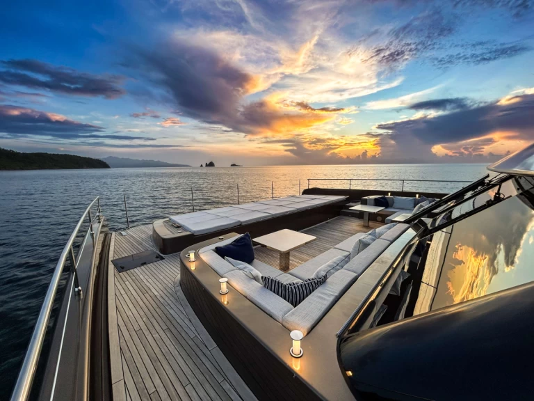 Yacht charter Puerto Rico cheap NAUTI NICKEL &amp; T/T RONIN