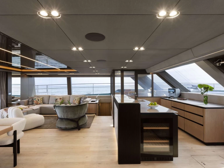 Luxury Yacht for rent Olbia at the best price