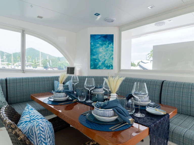 Horizon MUCHO GUSTO charter bareboat or captained in  Nassau