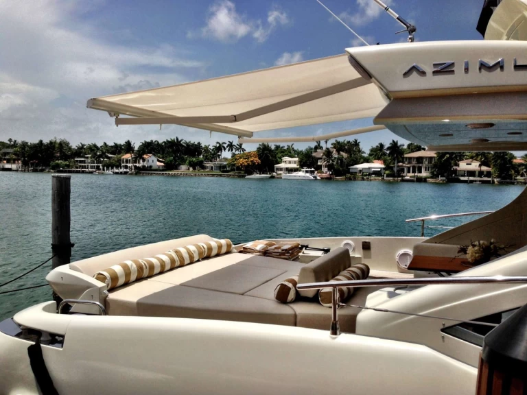 Luxury Yacht rental with or without captain Azimut Miami Beach