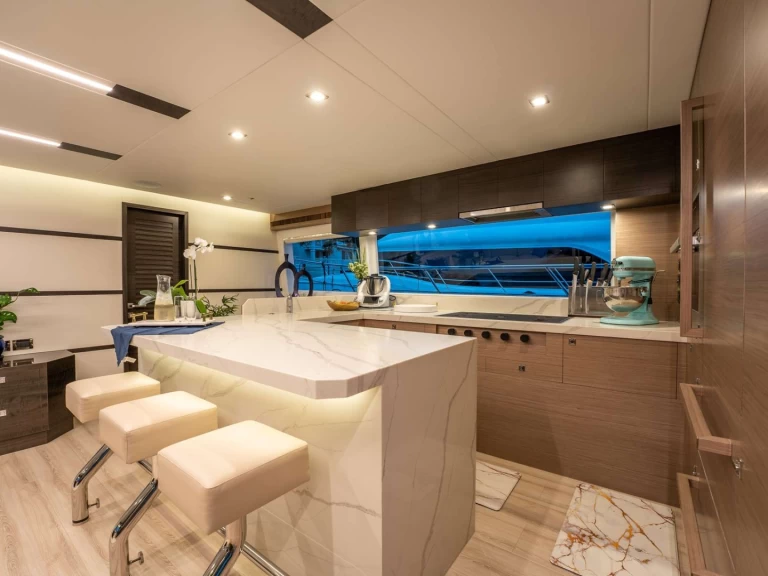 Luxury Yacht for rent British Virgin Islands (BVI) at the best price