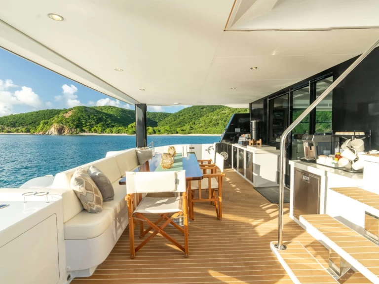 Luxury Yacht rental in British Virgin Islands (BVI) - Two Oceans FOREVER YOUNG