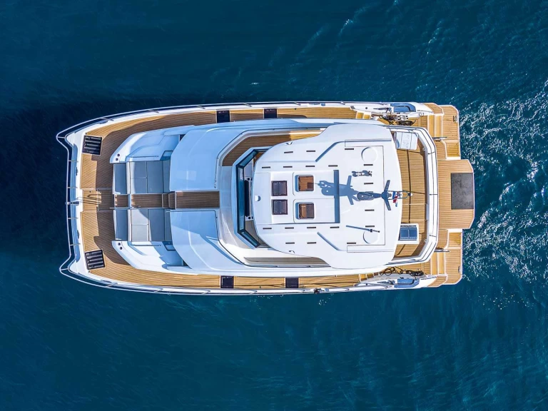 Aquila By My Side charter bareboat or captained in  Skradin