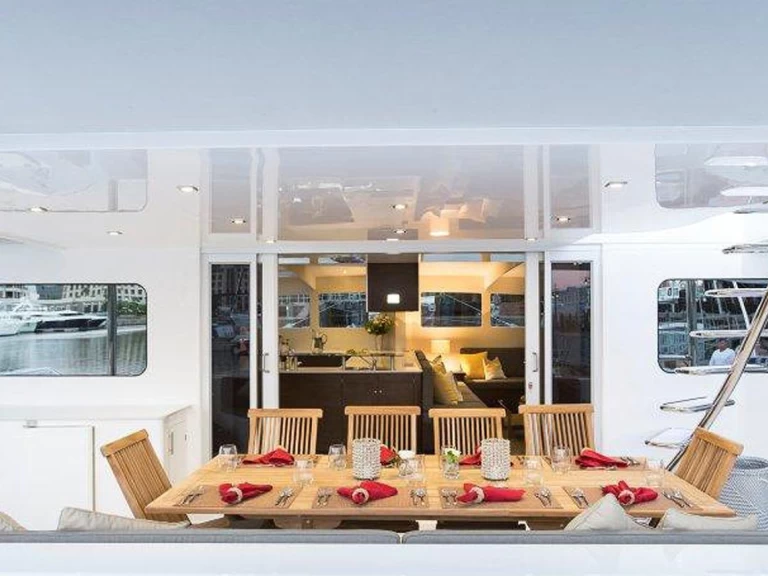 Boat rental Matrix Yachts TRANQUILITY in British Virgin Islands (BVI) on Samboat