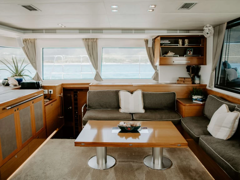Bareboat Rental Luxury Yacht Lagoon with a boat licence