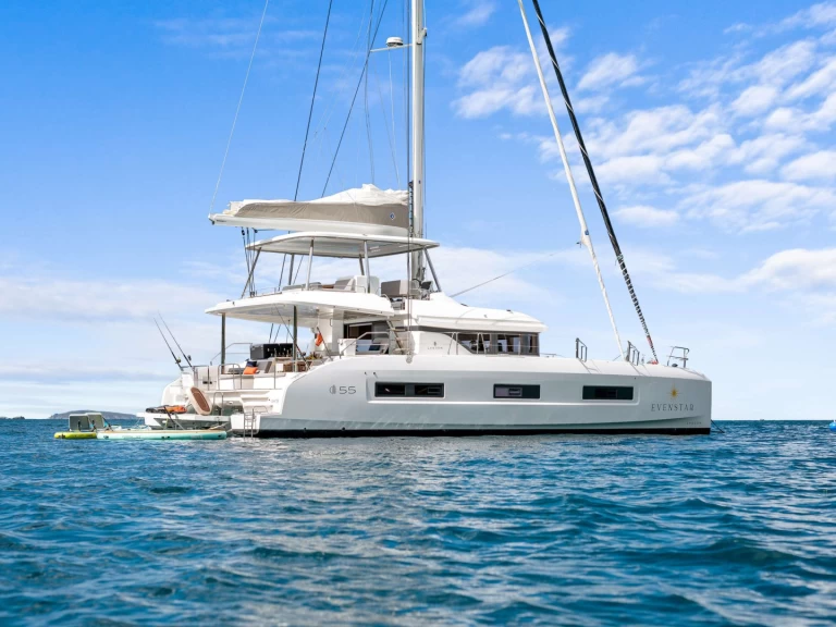 Luxury Yacht rental in U.S. Virgin Islands - Lagoon EVENSTAR