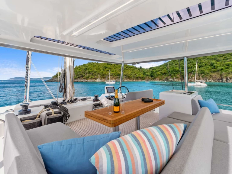 Luxury Yacht rental with or without captain Lagoon U.S. Virgin Islands