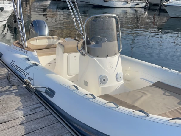 RIB rental with or without captain Capelli Marseille