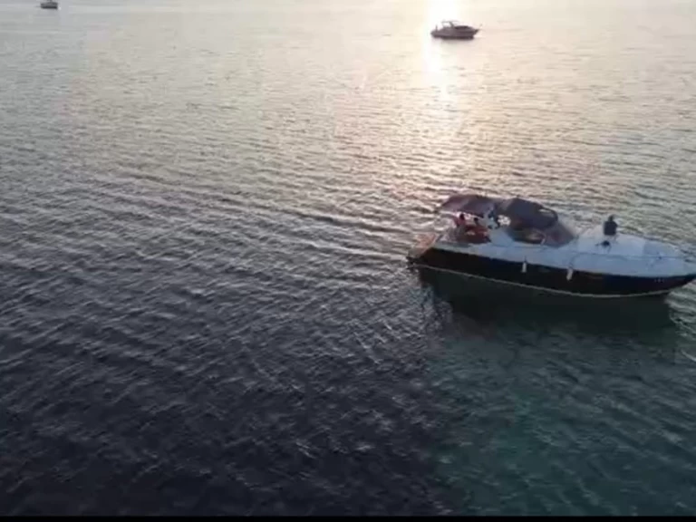 Motorboat rental in Alghero - Azimut AZIMUT 38