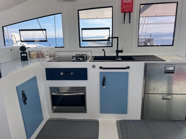 Catamaran for rent Lávrio at the best price