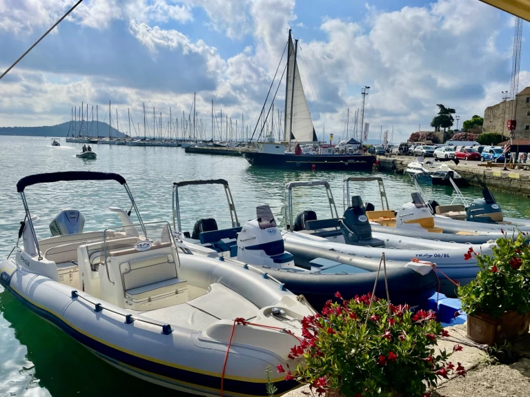 RIB rental with or without captain 2bar Talamone