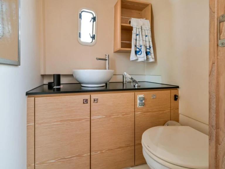 Motorboat rental with or without captain Pardo Yachts Golfe-Juan