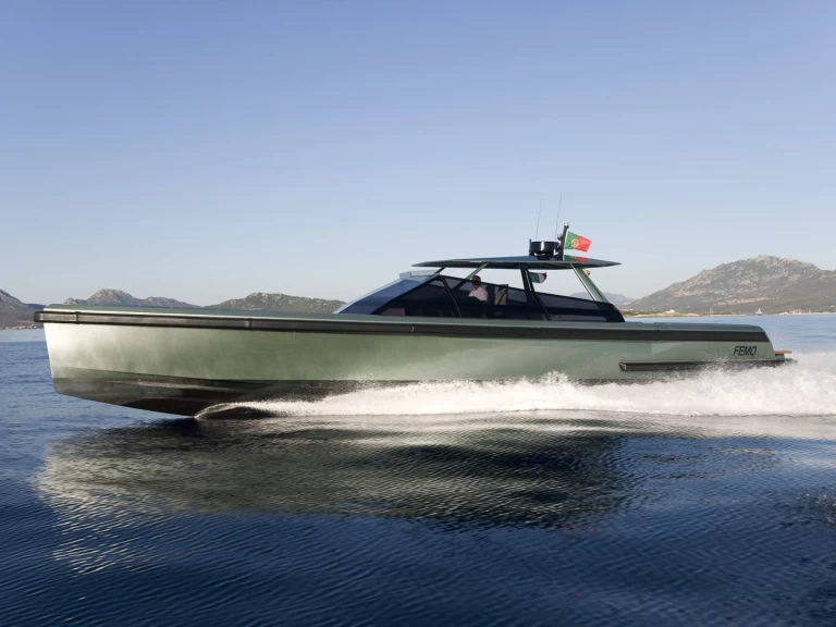 Yacht charter Saint-Jean-Cap-Ferrat cheap power 47