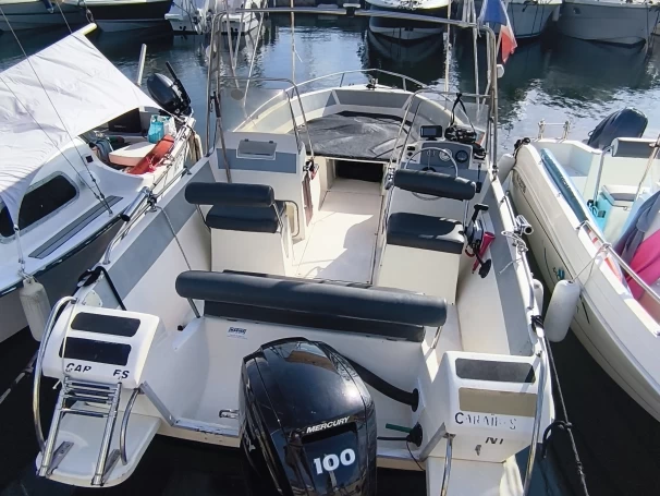 Boat rental Ultramar OPEN 570 in Antibes on Samboat