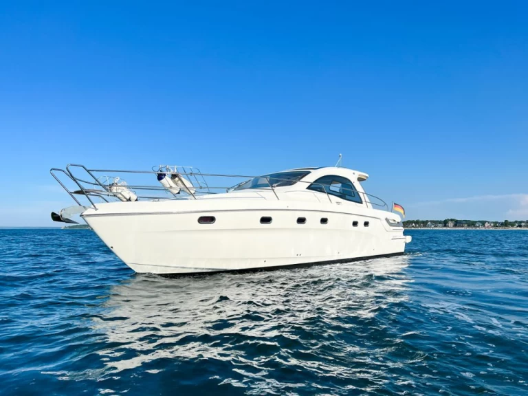 Luxury Yacht for rent Neu Travemünde at the best price