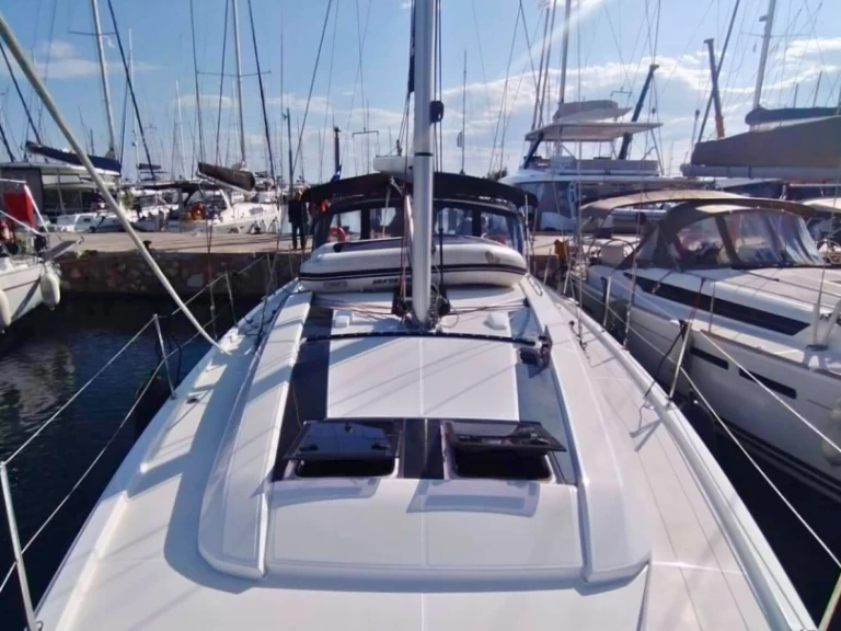 Yacht charter Alimos cheap Oceanis 46.1