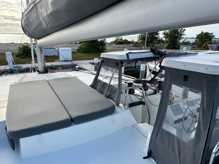 Catamaran for rent Annapolis at the best price