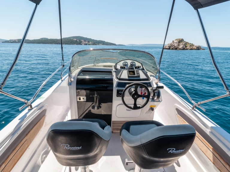 Motorboat rental in Trogir -  Voyager 21