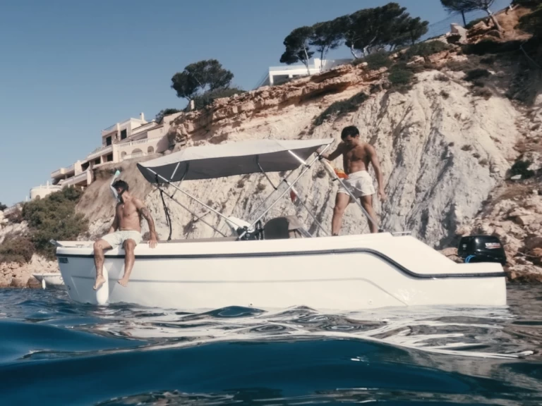 AQUA AQUA 515 charter bareboat or captained in  Santa Ponsa
