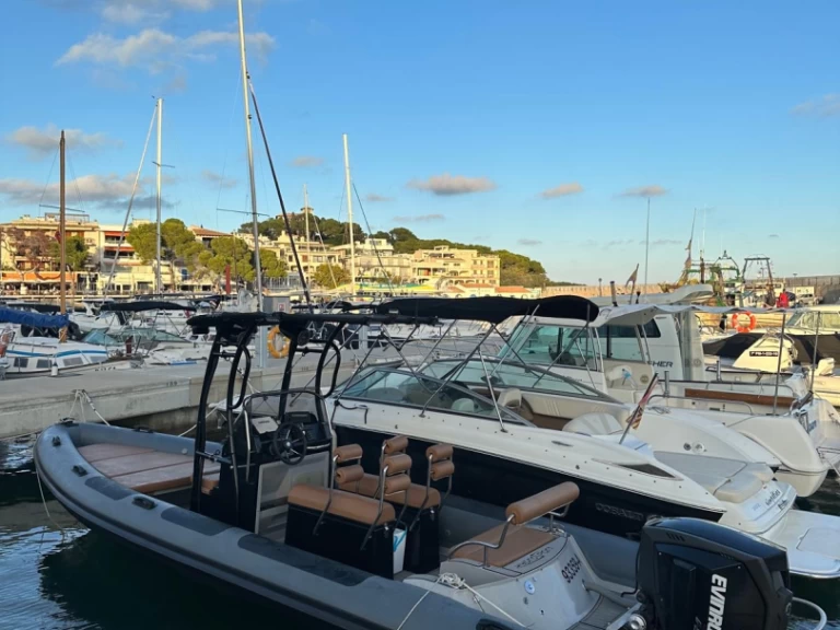 Rent a Rio Rio 700 Cruiser Cala d'Or