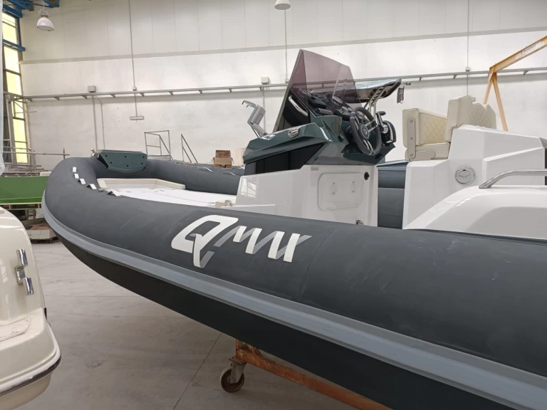 RIB rental in Vulcano - Qmax 26 Juniorboat 