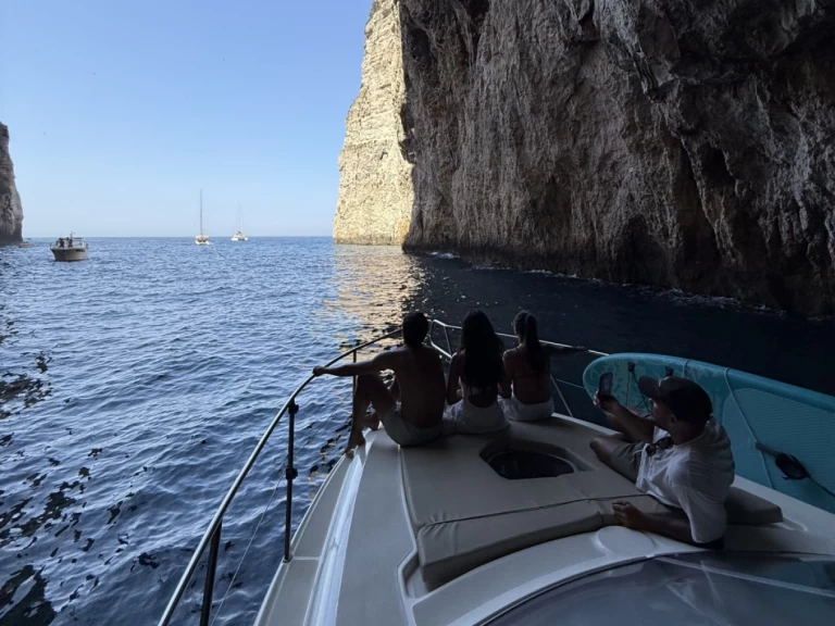 Rent a Gobbi Gobbi 345 SC Benitses Marina