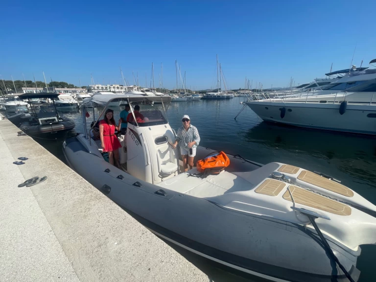 Yacht charter Port de Hyères (St Pierre) cheap bsc85