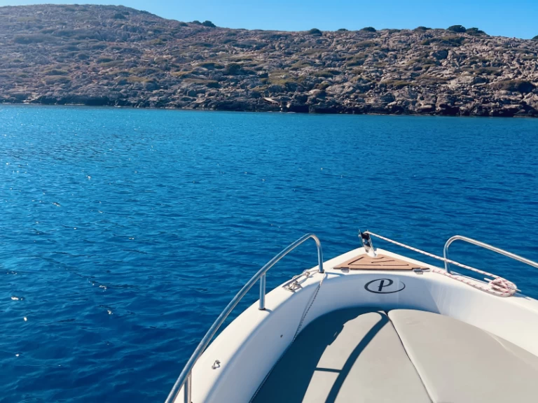 Motorboat rental in World - Poseidon Blue Water 185