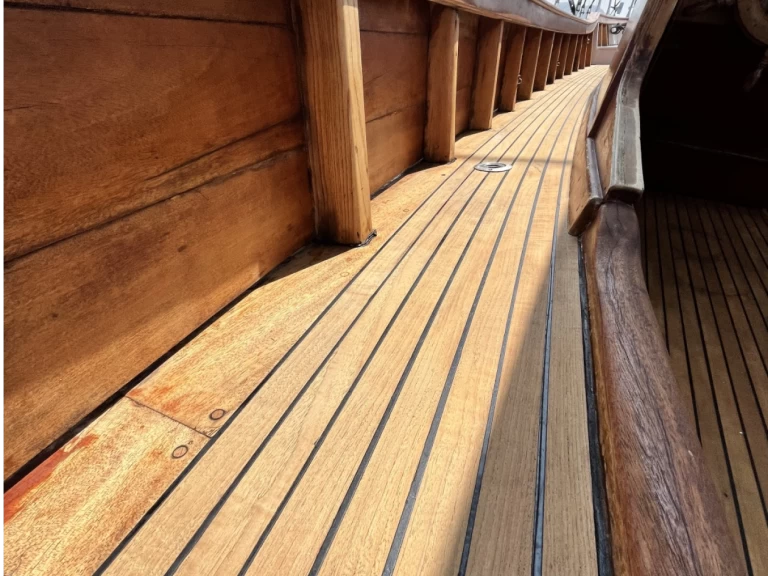 Boat rental Cantiere Di Pinto Antonio Motoverelo in Sant Antoni de Portmany on Samboat